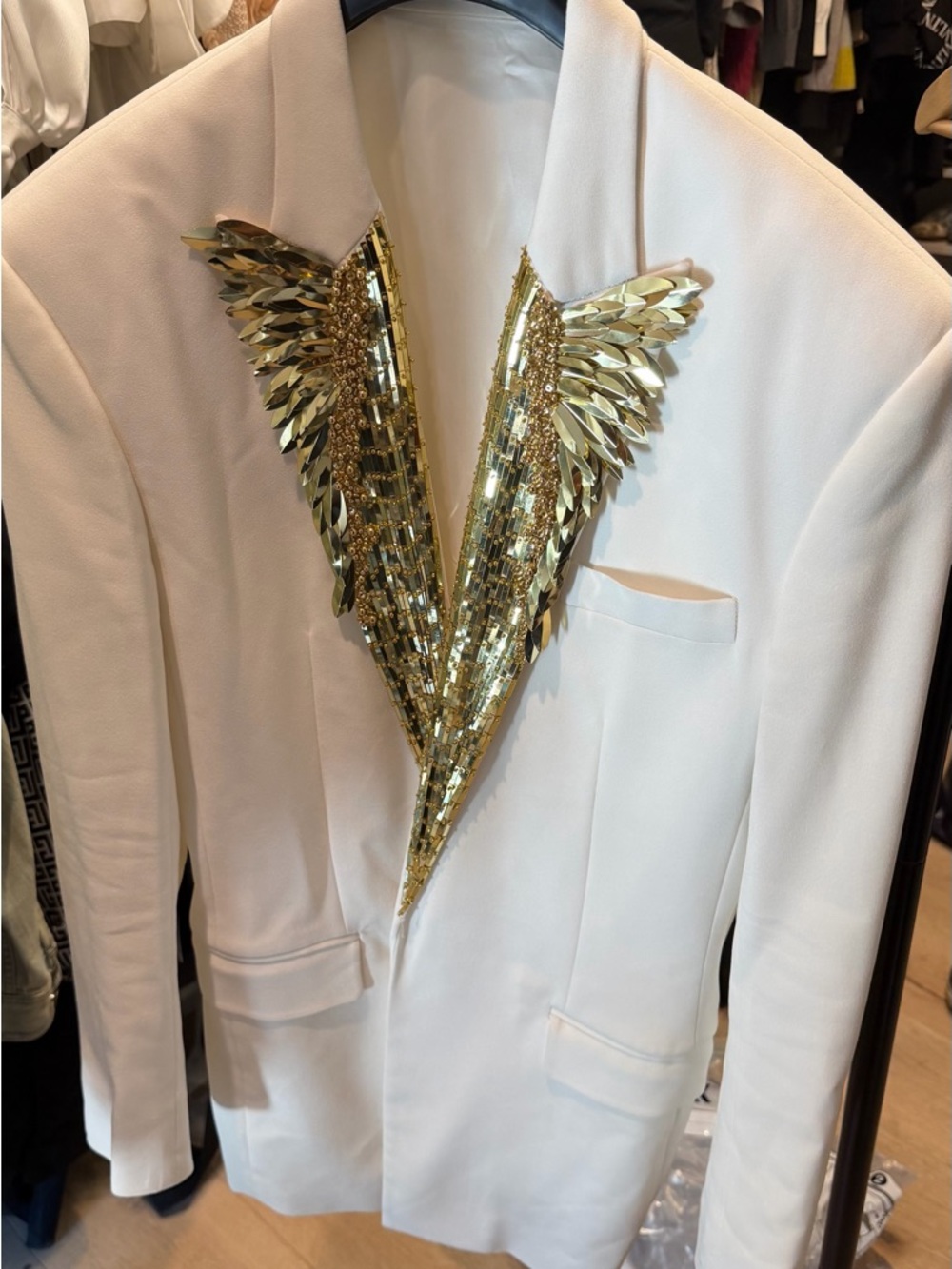 Balmain White Embellished Tuxedo Blazer – Gold Metalwork